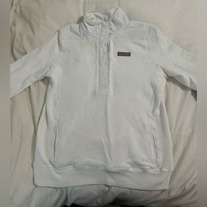 Vineyard Vines new without tags XS pullover for women color white